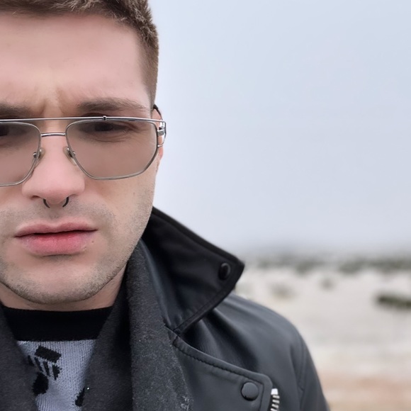 COPY - Meet your Posher, Chase - Picture 2 of 5